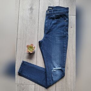 Express Hyper Stretch Skinny High Rise jeans, Size 6 Regular